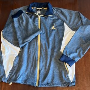 NIKE JUMPMAN Gray and Blue Windbreaker with Full Zip and Stand-Up Collar